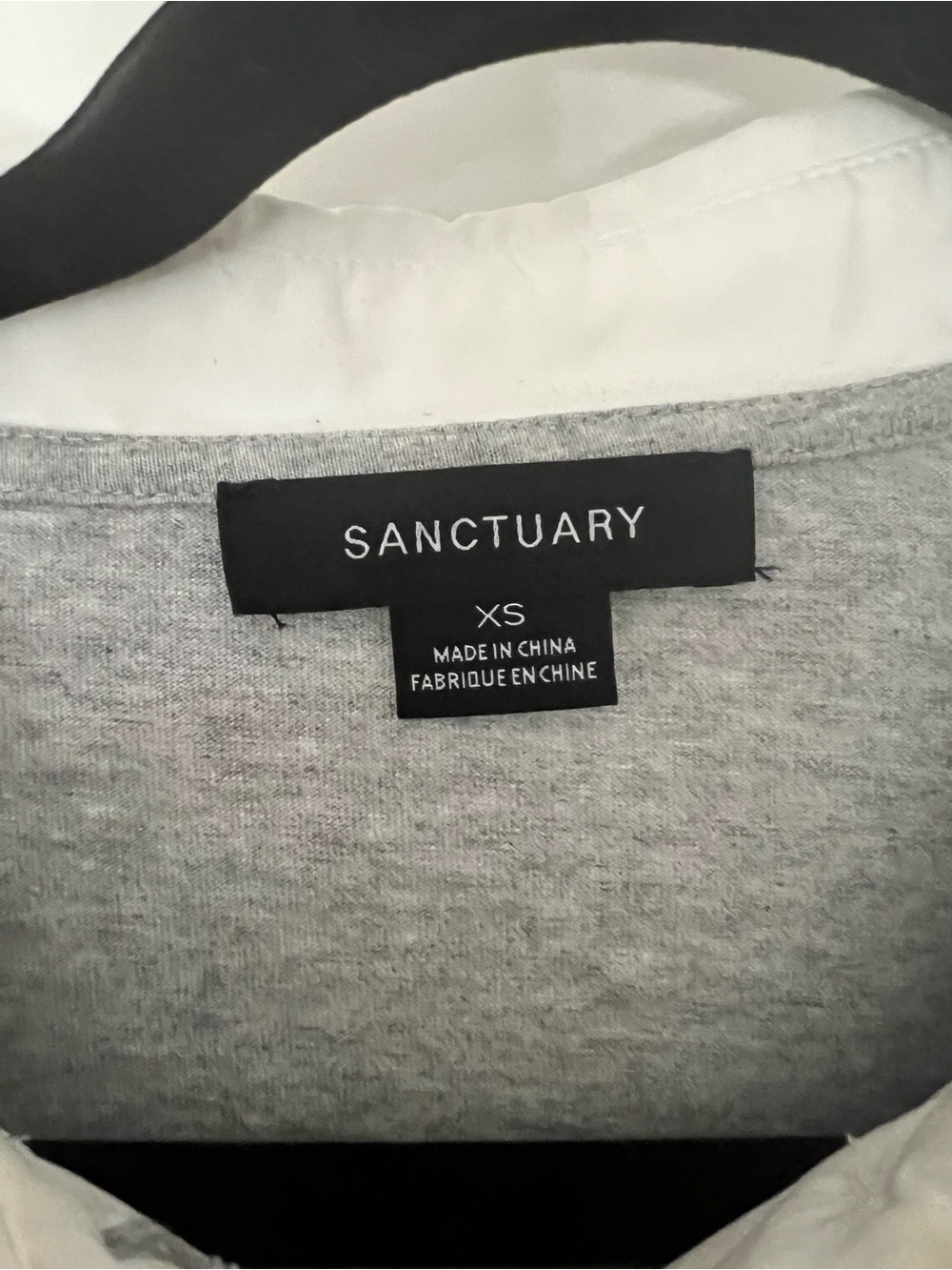 Sanctuary Grey Short-Sleeve Button-Front Polo with White Collar - Picture 3 of 5